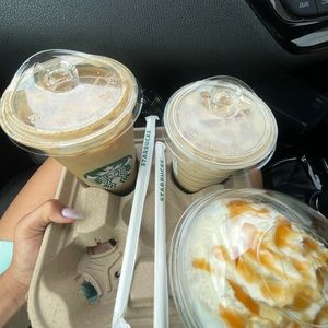 Meet your Posher, Caroline